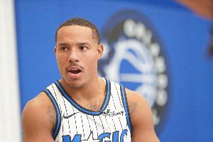 贝恩谈被驱逐：挥臂拍球时刚好砸中对手 我以为只会吹我普通犯规