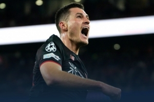 希克：本菲卡创造出很多机会，我们后卫门将表现出色而且运气不错