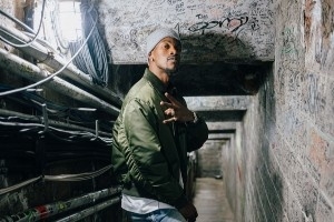 像不像你的朋友圈？巴特勒社媒晒图：清理十月照片库存！